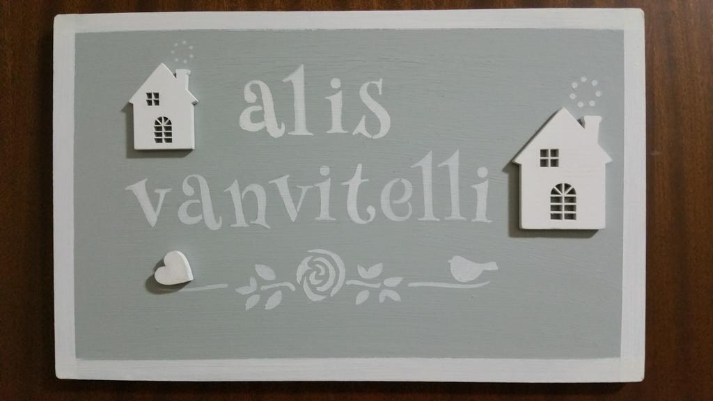 Alis Vanvitelli Suite Наполи Екстериор снимка